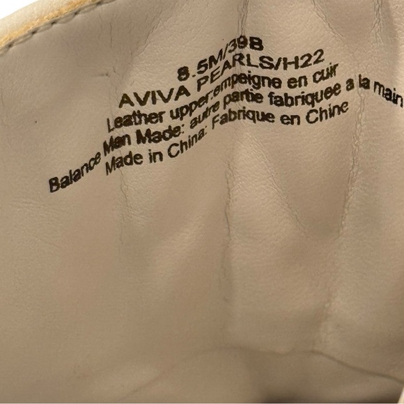 Karl Lagerfeld Pearl Studded AVIVA Platform Sandals - Picture 10 of 16